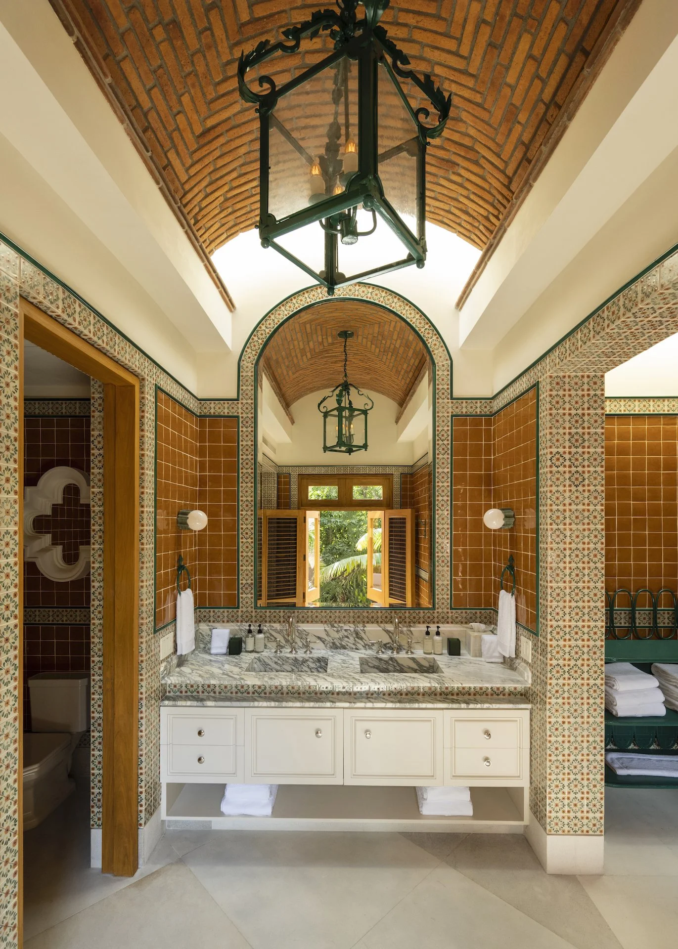 Beach club with sun loungers and watersports at the Private Estate — Ranchos Estates, Punta Mita